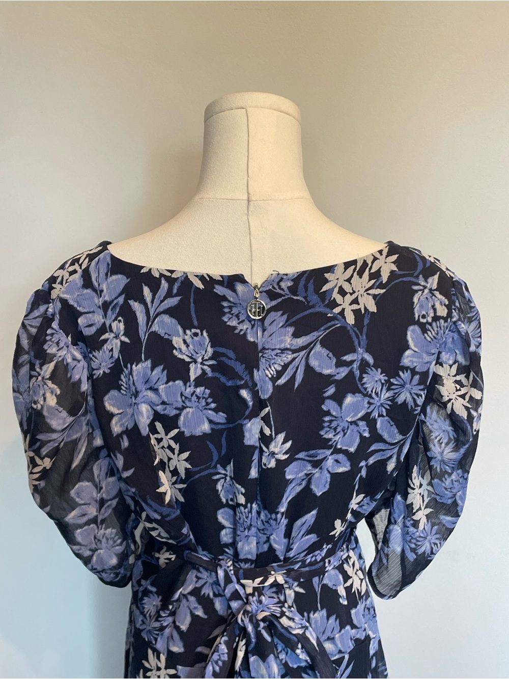 Tommy Hilfiger Navy Floral V-Neck Midi Dress - Picture 7 of 14